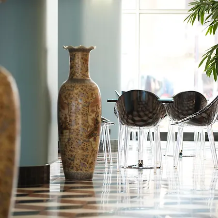Montresor Tower Hotel 4*