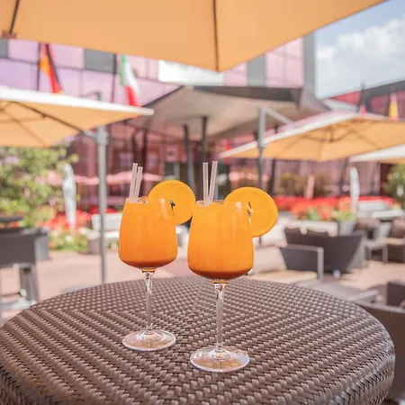 Отель Montresor Tower