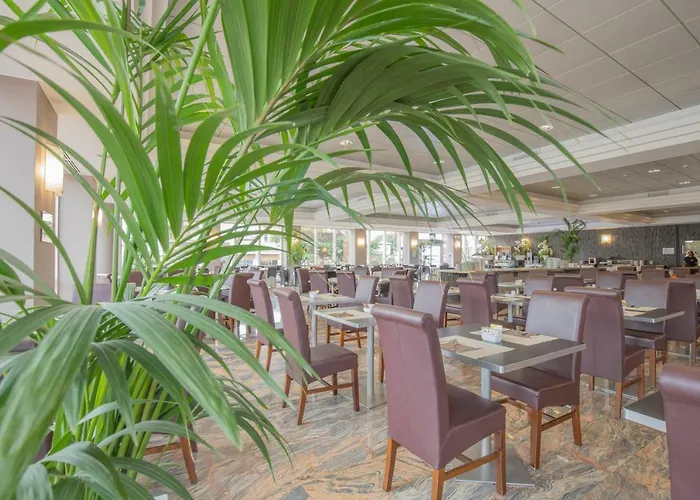 Отель Montresor Tower