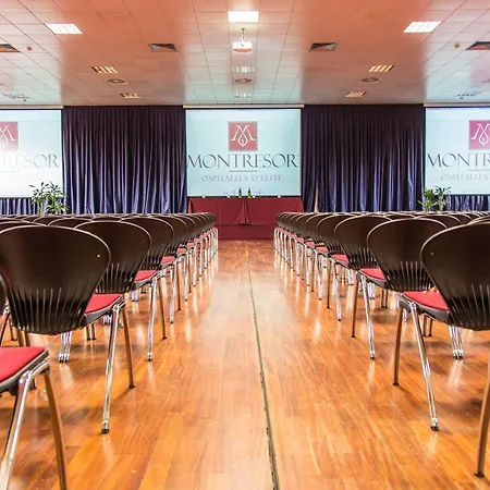 モントレソール タワー 4* ブッソレンゴ