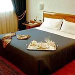 Montresor Tower 4*