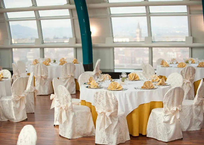 Hotel Montresor Tower