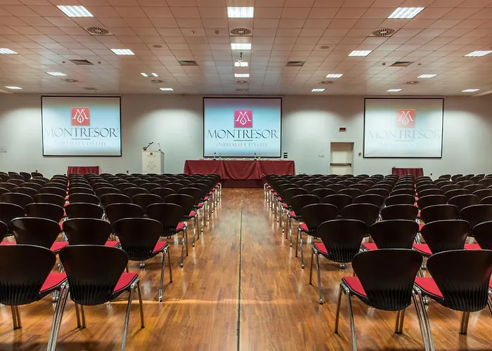 Hotel Montresor Tower