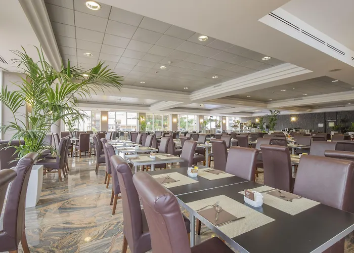 Montresor Tower Hotel 4*